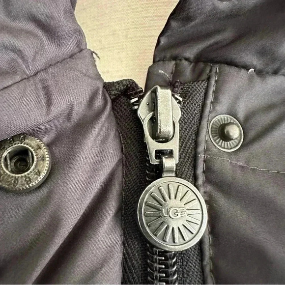 UGG Puffer Down Gray Jacket Parka 80% Duck Down M - Picture 6 of 16